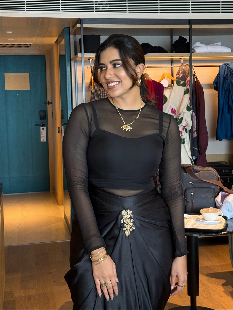 KollywoodCinima's tweet image. #AnjuKurian Beautiful in Black

📷 #Anju 😍

#KollywoodCinima #KcGallery #Sai ✨