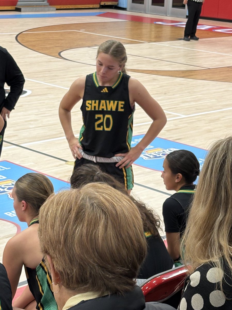 Shawe Memorial High School senior Audrey Barron just scored her 1000th point in a game with JacCenDel HS!  Go Audrey!