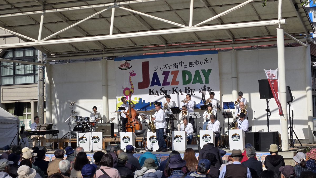 SmithMazmoto's tweet photo. 15日のオトダマ準備も大詰め。
日が空いてしまいましたが土曜日は新システムでジャズデイ春日部に参戦でした。
レコーディングでやっていることに近づいて、だいぶ追い込んで音を作れたかなと思います〜
そして忘れないうちに、春に向けてAKGを3本ほどGETしました♪
集合写真忘れた。。。 https://t.co/QSpovVWlTD