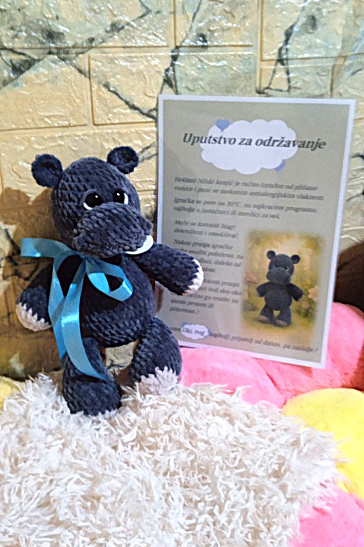 AnaVasic2's tweet image. 🦛 Nilski konjic spreman da otputuje kod @IrinaCanak88716  sa sve uputstvom za odrzavanje ...   (pa kad smo tako lepi 🥰) i svojom slikom u setnji kroz omiljeni sumarak.