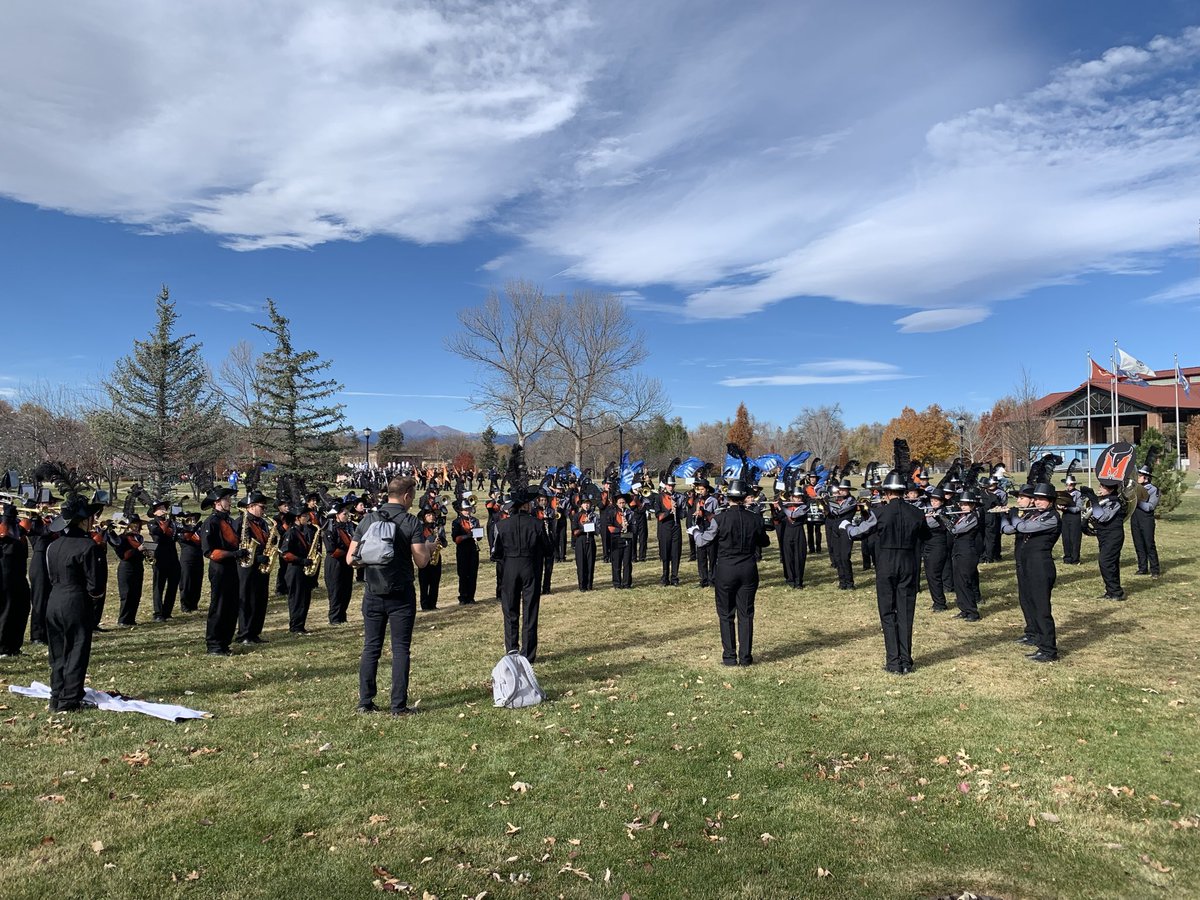 Mead HS Bands tweet media