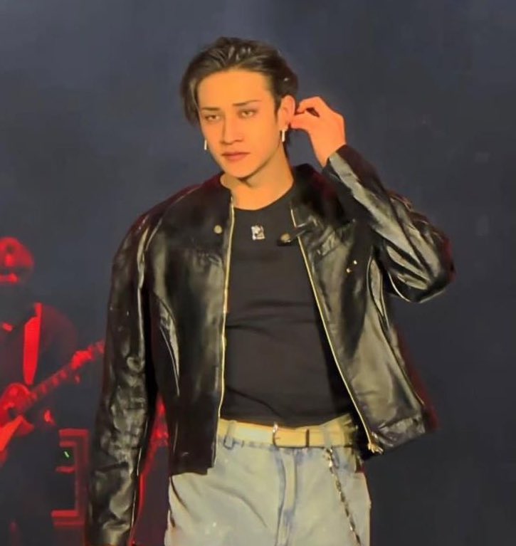 witch1vy's tweet photo. smth about chan in leather jackets https://t.co/CLoewh1P04