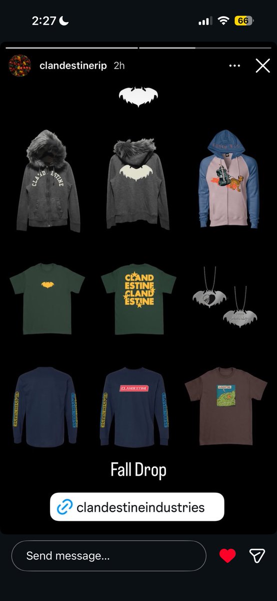 glockinrawrie's tweet photo. LMAOOO he was tired of that one ebay guy selling the necklaces https://t.co/xOmrC8c2z6