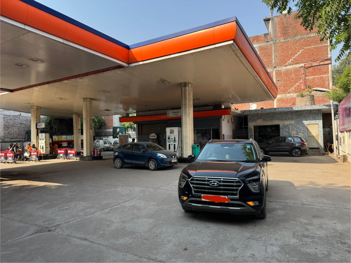 Dear <a href="/IndianOilcl/">Indian Oil Corp Ltd</a>,
Most of the fuel stations in Bihar/UP don’t offer air checks for vehicle. I got it checked at other operator. Few snaps for your reference.