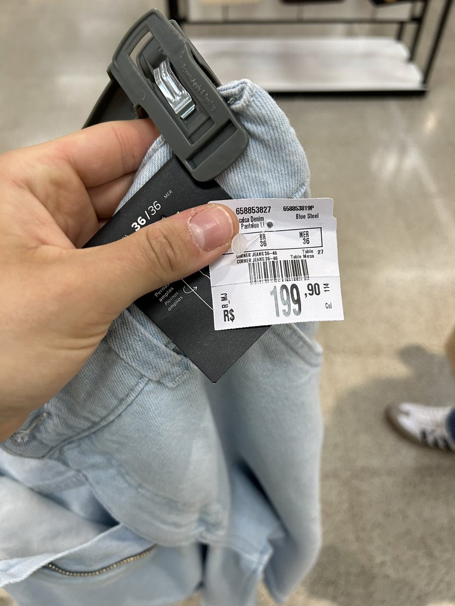 pseudonimoev's tweet image. R$199,90 na loja 
R$169,90 on-line e olha que nem procurei cupom