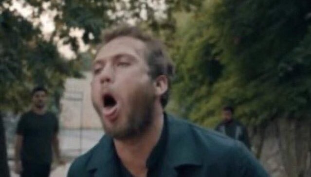 Sahnelerini şu şekil izliyorum 
#Bahar