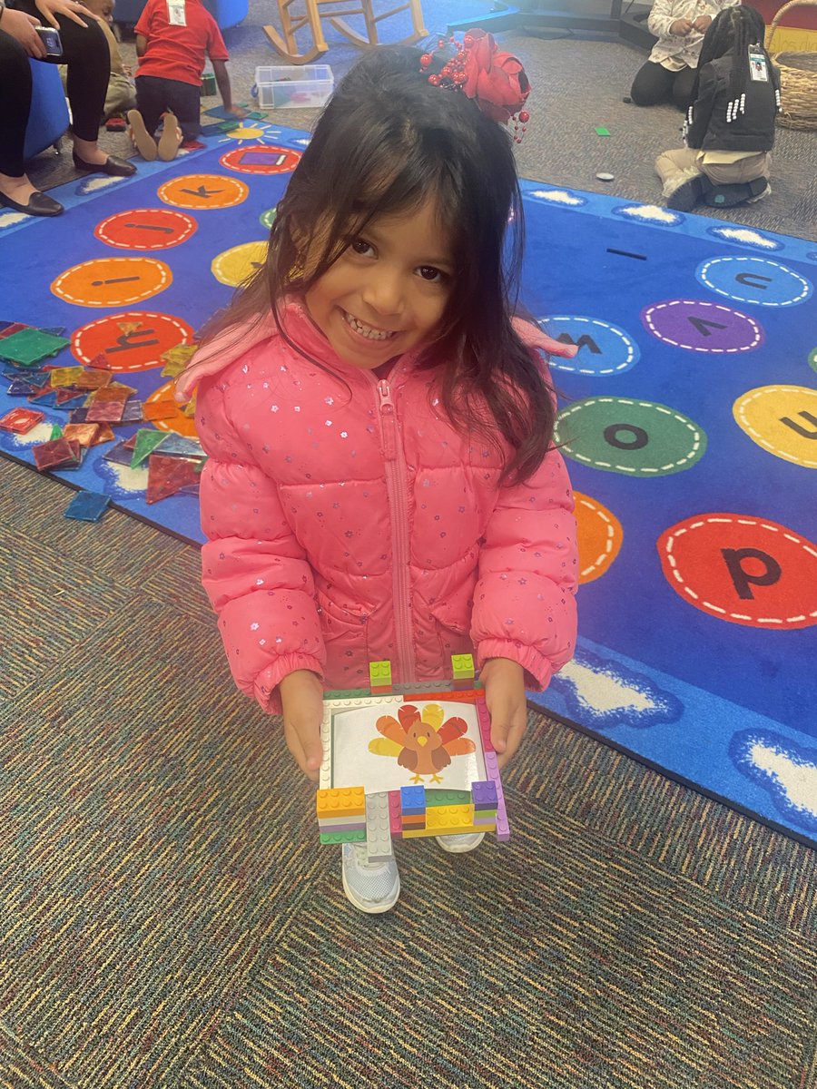 EstherRivas_3's tweet image. 🦃 This week PK, KG, &amp;amp; Life K–2 students are listening to How to Catch a Turkey by Adam Wallace &amp;amp; Andy Ellerton — then getting STEM-y by designing ways to capture their own turkeys! 🪶📚 #STEM #elementarylibrary