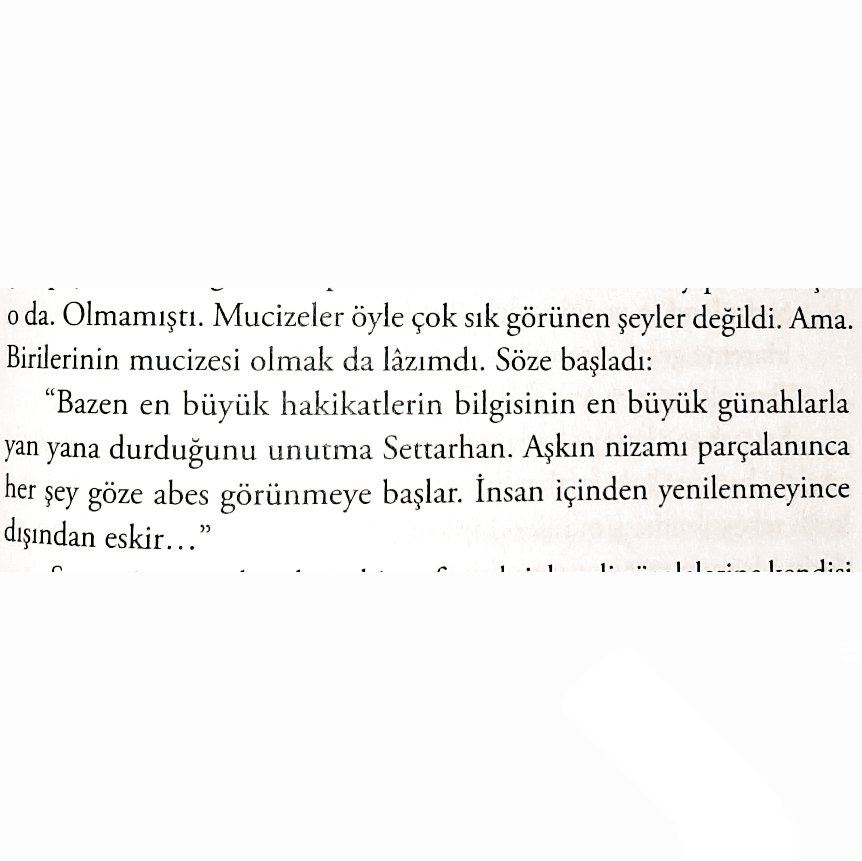 "İnsan içinden yenilenmeyince dışından eskir..." 
Nar Ağacı / Nazan Bekiroğlu
#iyigeceler #books #narağacı #nazanbekiroğlu