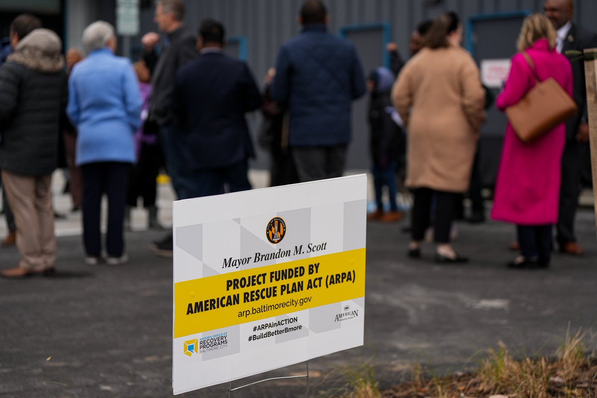 MayorBMScott's tweet image. What was once 42 vacant lots is now home to the first new @prattlibrary branch in 15 years AND 109 new mixed-income homes in Johnston Square.