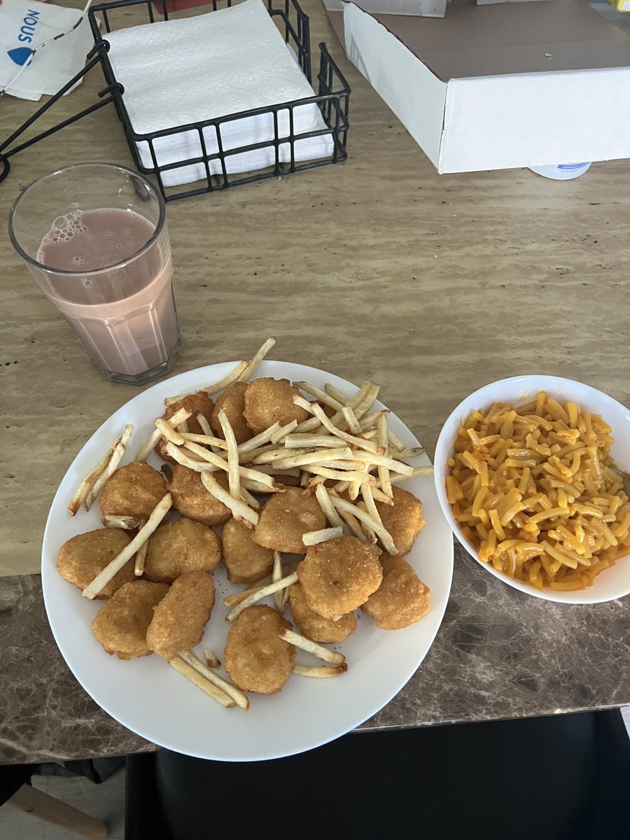 evancowboy8's tweet photo. Yo we eatin https://t.co/HAg0hCyPln
