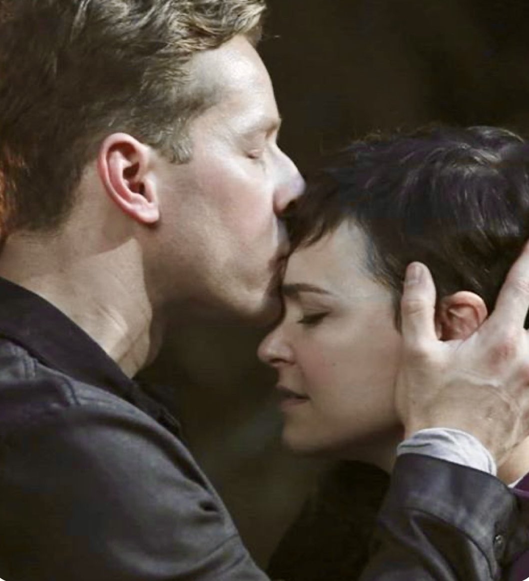 BestofOnce's tweet image. It’s Snowing