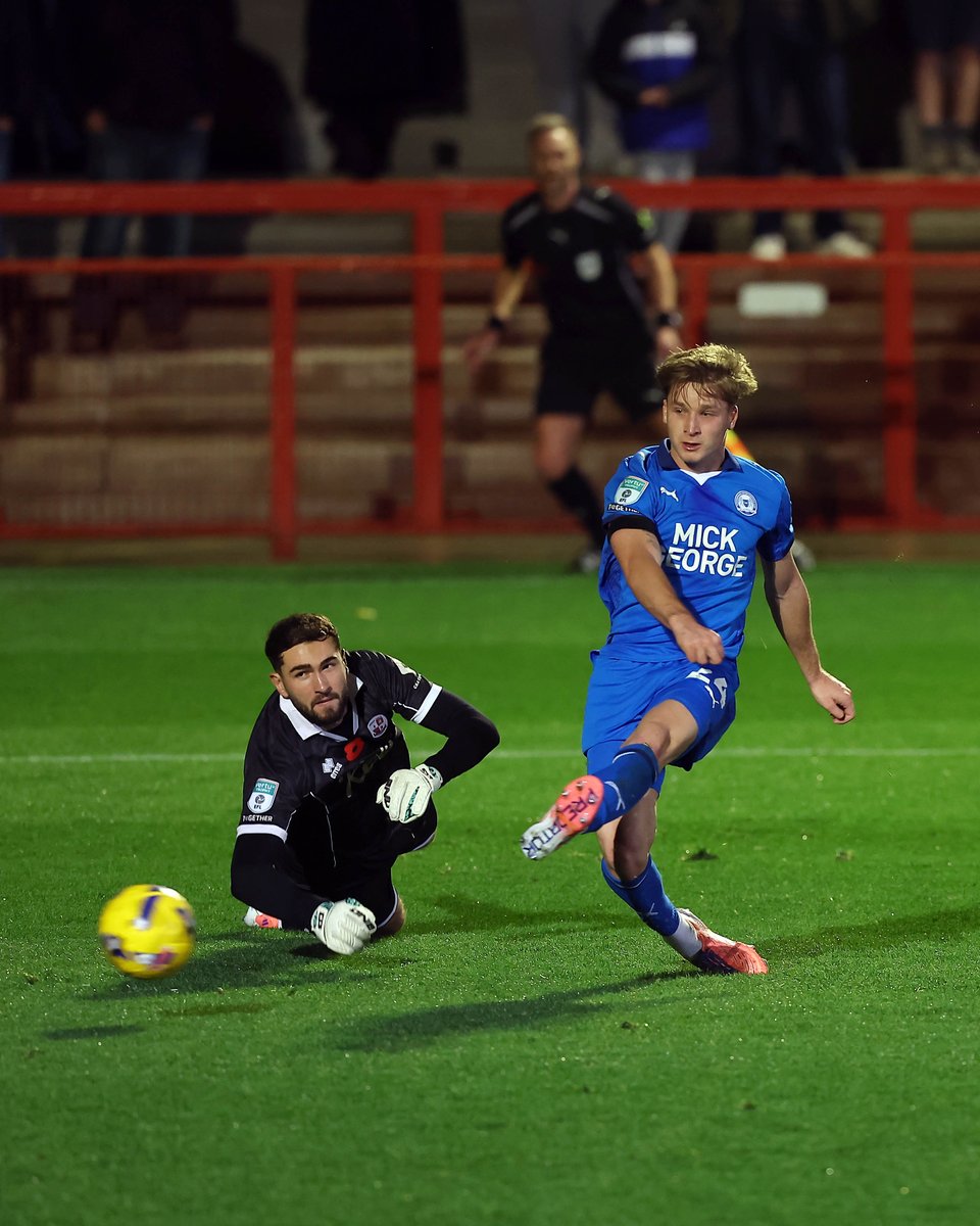 theposh's tweet image. 📷 JJM

#pufc