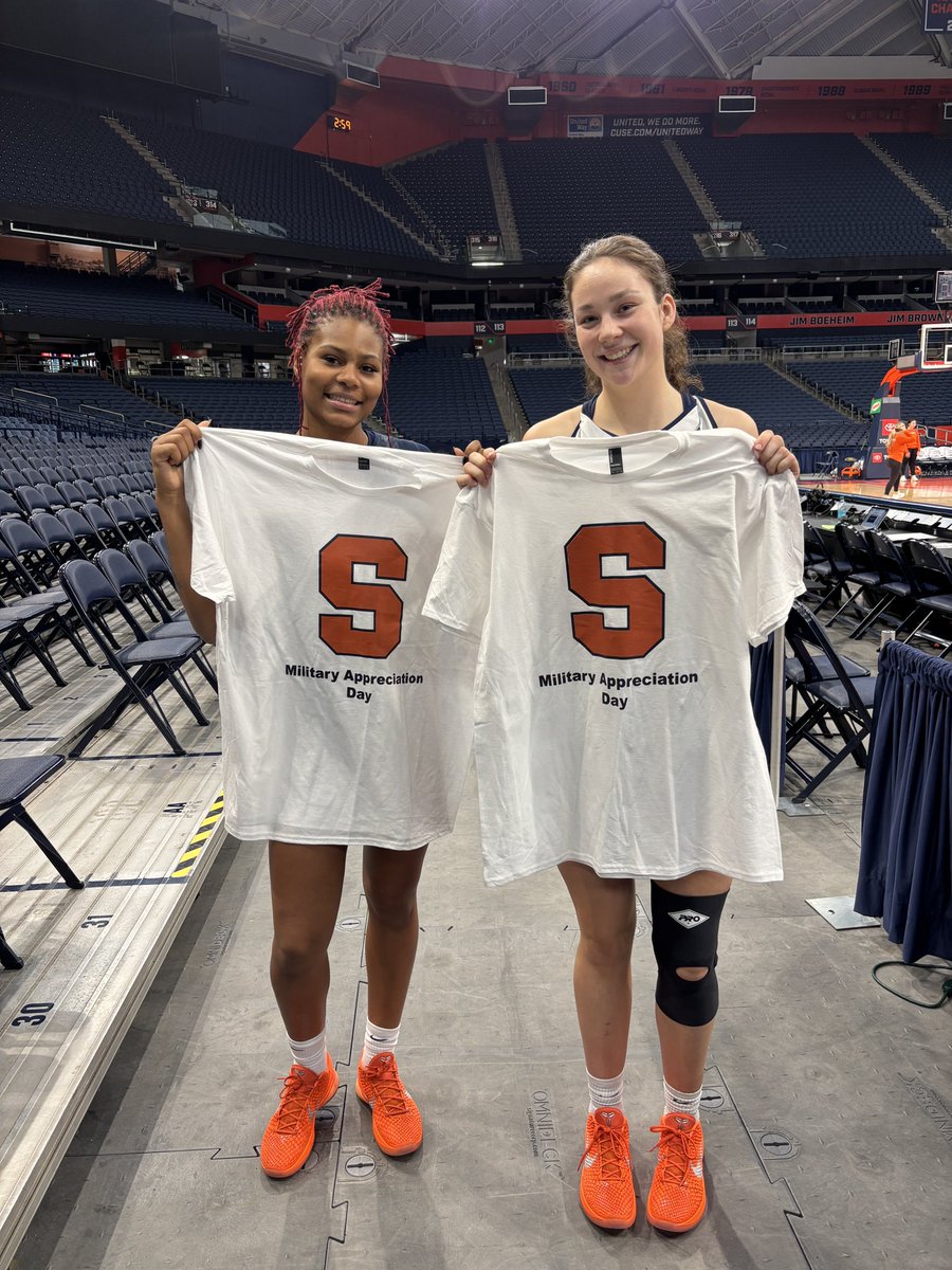 CuseWBB's tweet image. Stop by the marketing table at Gate B tonight for a free Military Appreciation t-shirt while supplies last! 

@CusePromos