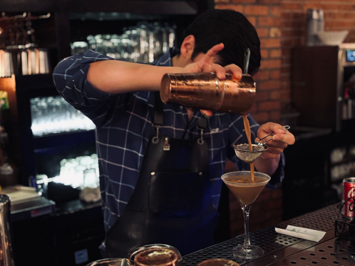 Every pour, every garnish, every glass — handled with care. It’s not just a cocktail, it’s craftsmanship in motion. 🍸✨