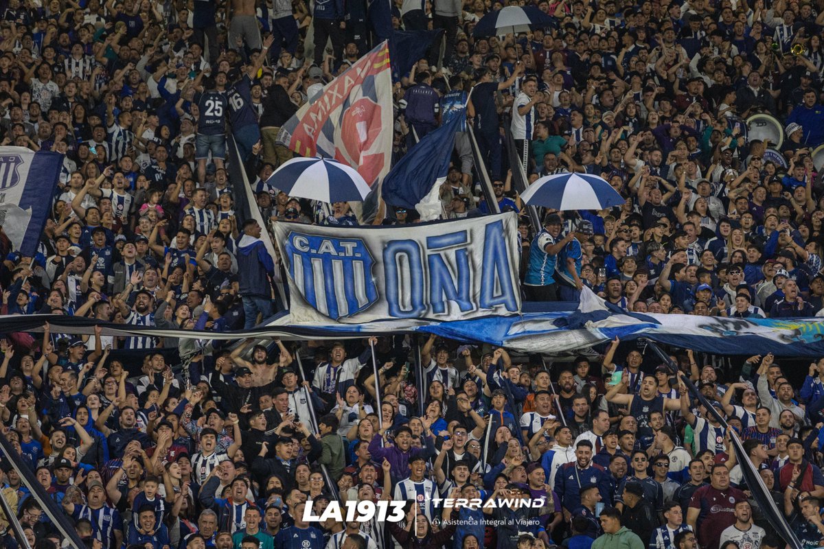 la1913com's tweet photo. Banderas en tu Corazón 💙🤍 https://t.co/80I8aDAvcU