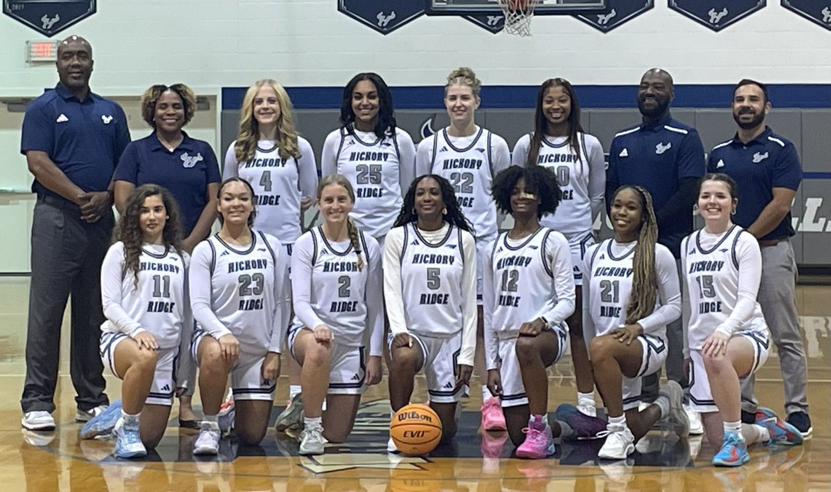 Excited for Year 1 with <a href="/HRGirlsBB/">Hickory Ridge Girls Basketball</a>!! Season tips off a week from today at Home vs. Indy! 6pm #GoBulls🤘🏼