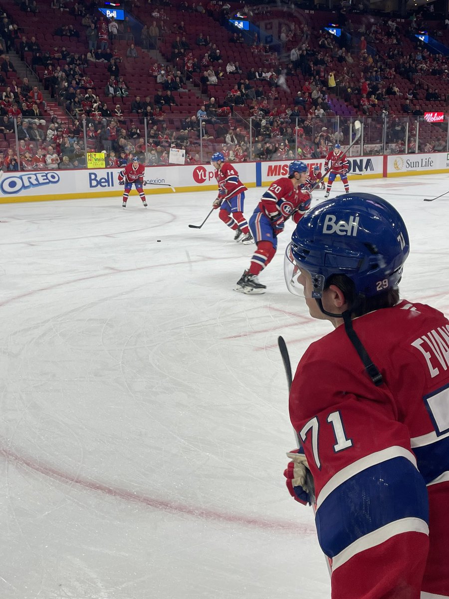 MTLHeartsHabs's tweet image. Well since everyone is doing this on #hockeytwt today…

-Emma, 29, she/her, MTL

- #GoHabsGo  til I die (but I enjoy watching hockey in general as well!)

-Fave players are Caufield, Xhekaj &amp;amp; Demidov (I do really love them all tho, I swear🥺)