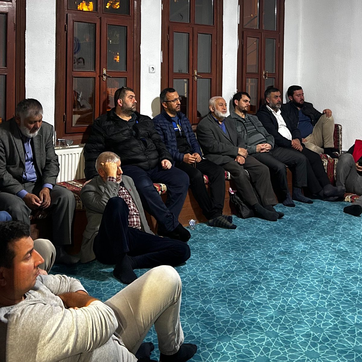 agdkutahya's tweet image. Gönül Mektebi Programımızın ikinci haftasında Mehmet Ali Toroğlu Hocamız eğitimlerini gerçekleştirdi. Eğitimlerinden ve katılımlarından dolayı Mehmet Ali Toroğlu Hocamıza teşekkür ediyoruz.