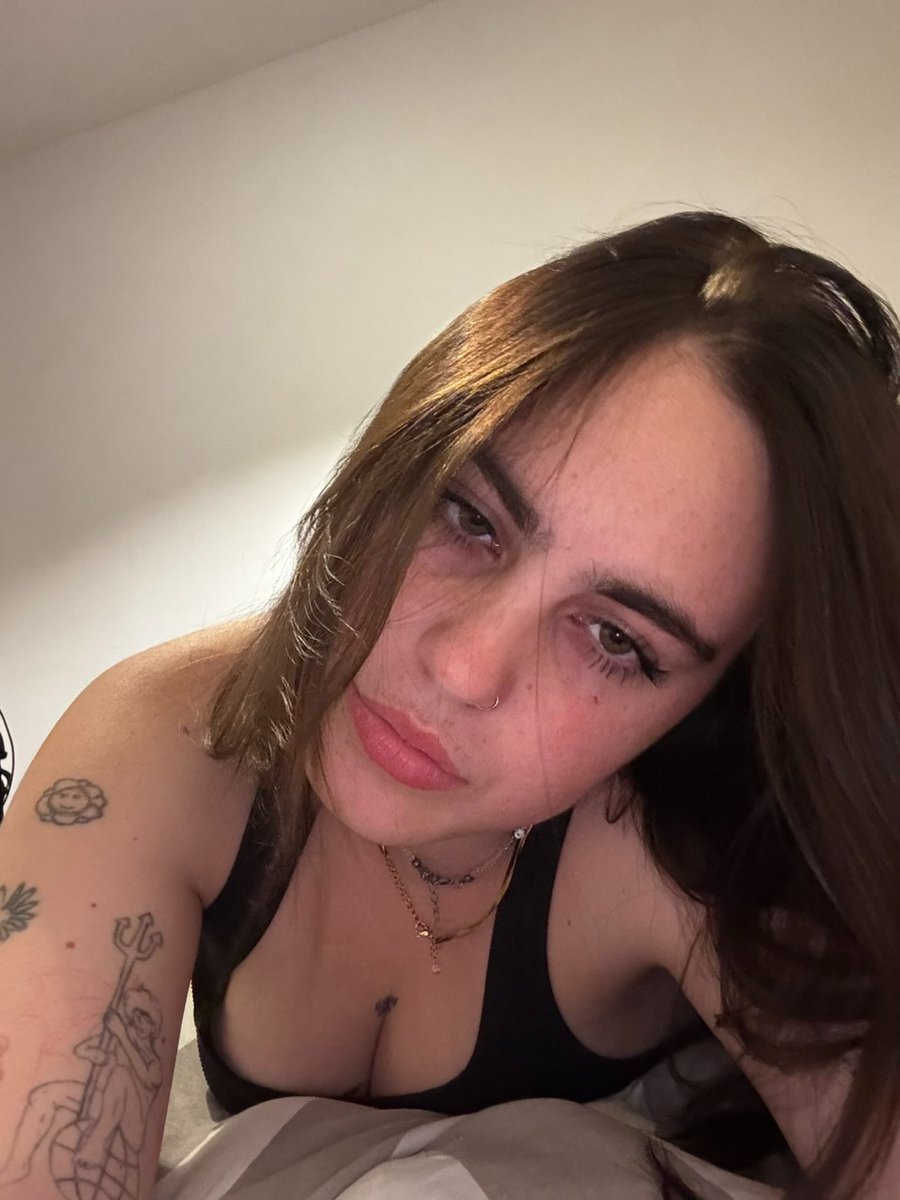 badgaljaja's tweet image. 🏳️