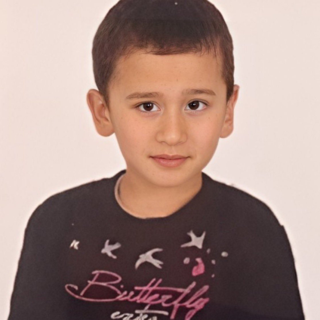 Neden çocukları koruyamıyoruz. Çok üzgünüm…Elazığ'da 6 gündür kayıp olarak aranan 11 yaşındaki  Veysel Bilen'in cansız bedenine ulaşıldı.