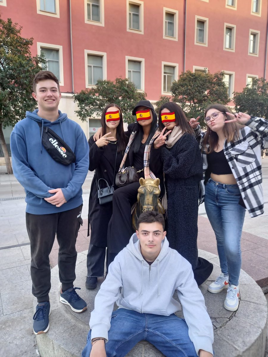 Lycée Roland Garros de Toulouse tweet media