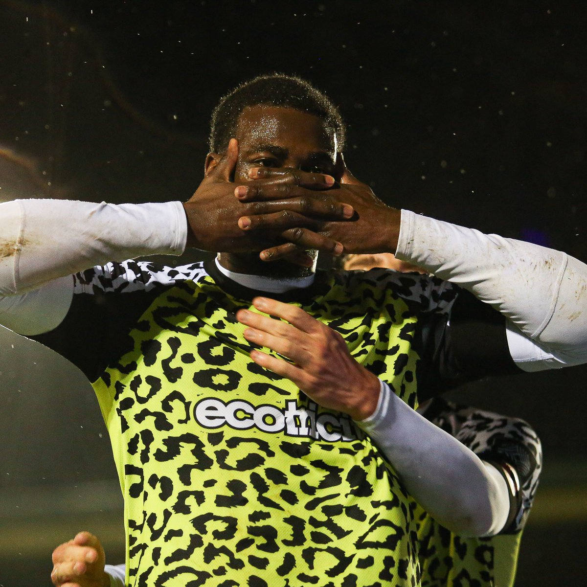 Cold from Temi 🥶

#WeAreFGR💚