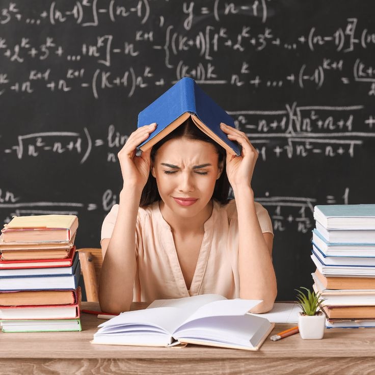 worldbestt94391's tweet image. When you&apos;re into your busy shift, and your nursing assignment is due in an hour... #nursinglife #assignmentstruggles #nursehumor #nursingstudent #homeworkhelp #assignmenthelp #essayhelp #nursingessay