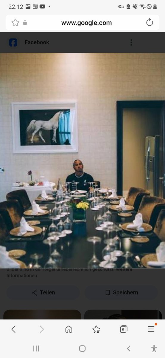 Lewis Hamilton having dinner with every <a href="/ScuderiaFerrari/">Scuderia Ferrari HP</a> chairman who won a title in F1 after 2007