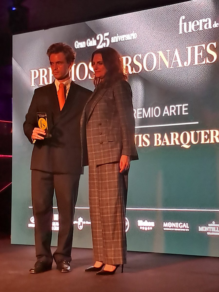 <a href="/ricardoreyes4/">Ricardo Reyes</a> <a href="/fueradeserie/">Fuera de Serie</a> <a href="/ftomillo/">Fundación Tomillo</a> <a href="/PaulaLeiton4/">Paula Leiton</a> <a href="/MaevaEdiciones/">Ediciones Maeva</a> 🏆Escelencia a la Innovación: <a href="/MoeveGlobal/">Moeve</a>
🏆Gastronomía: <a href="/Pacomoraleschef/">Paco Morales</a>
🏆Arte: José Luis Barquero