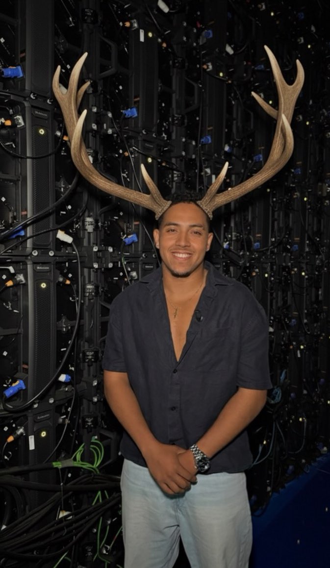 Gilbert volviendo de la primera hoguera #LaIslaDeLasTentaciones5