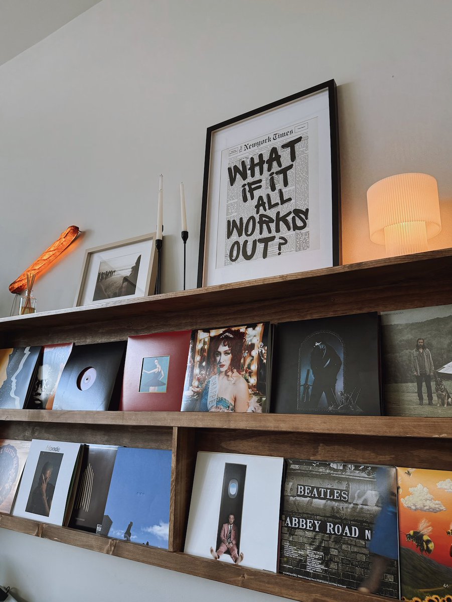 kelliscatalog's tweet photo. What we provide:
- A place in our beautiful SF space that becomes your home base
- Weekly checkpoints that keep you accountable & grounded in your progress
- Creative workshops that spark new skills, confidence, & inspiration
- A group of people around you who get it & have done it before