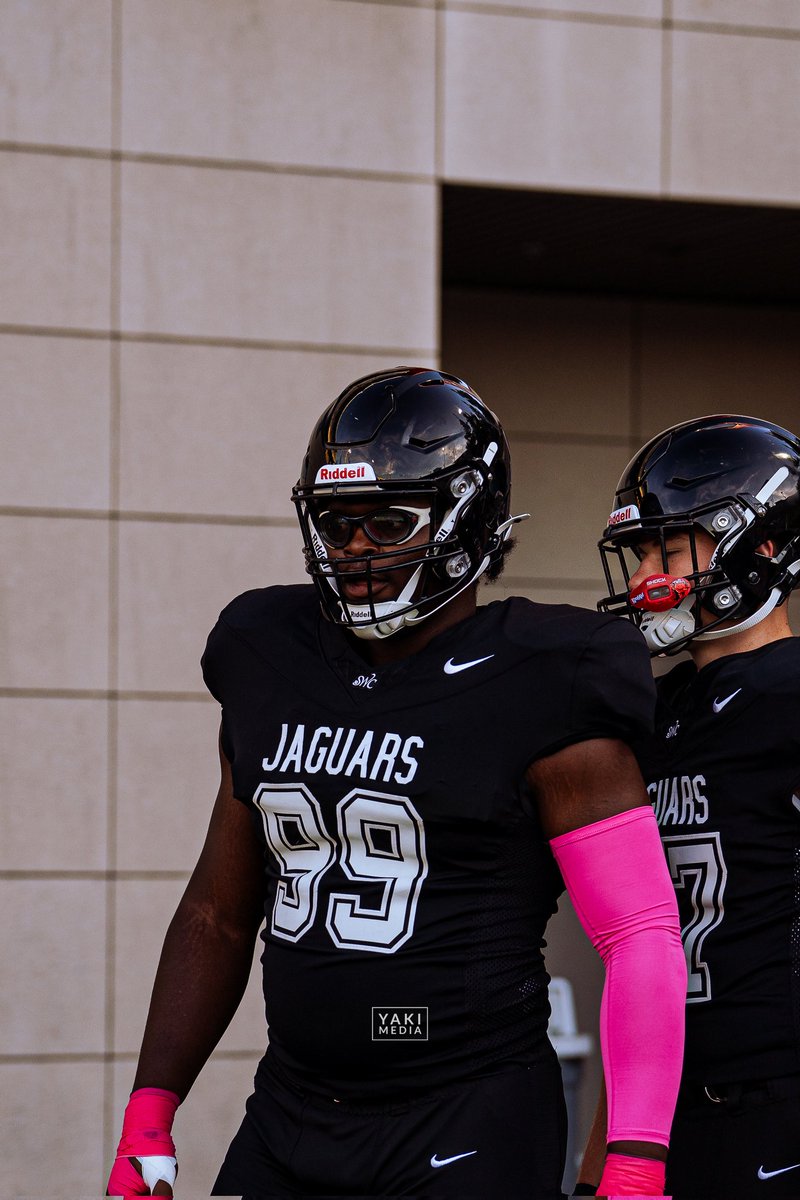 CanthandleJosh's tweet photo. Joshua James Clayton #99 DT 
20 tackles  
12 solos  
6 groups 
1 forced fumble 
1 safety 
I'm glad I decided I chose Southwestern  I came from 
# 1  Juco Hutchinson Community College  National Champs of 2024
I wanna thank all for pouring into me this season A opportunity https://t.co/PkCHeyXNO3