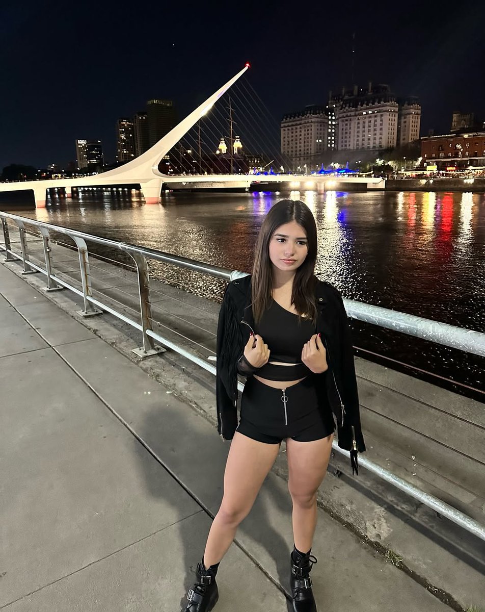 zoee_clrk08's tweet image. 