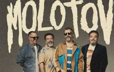 13_iracheta's tweet photo. Podrán gustarte, mucho, poco o nada... pero lo que el bajista de la banda opina del papá de El Panzón Millonario es muy acertado. https://t.co/1tmHJ6khc6