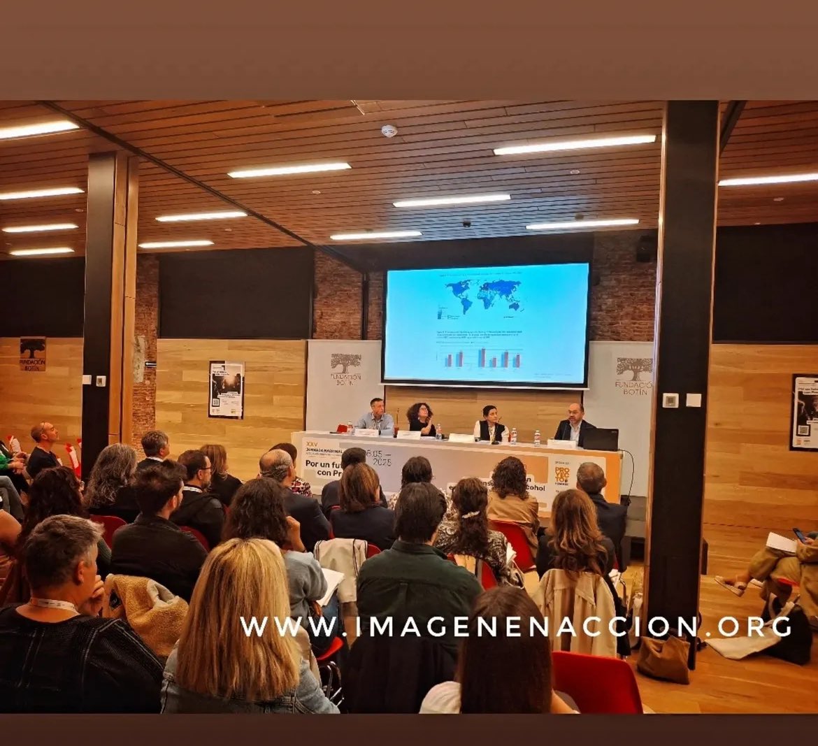 XXV JORNADA NACIONAL Asociación Proyecto Hombre. Por un futuro con Proyecto.  Prevención del consumo del alcohol en menores y jóvenes. <a href="/PHombreMadrid/">Proyecto Hombre Madrid</a>