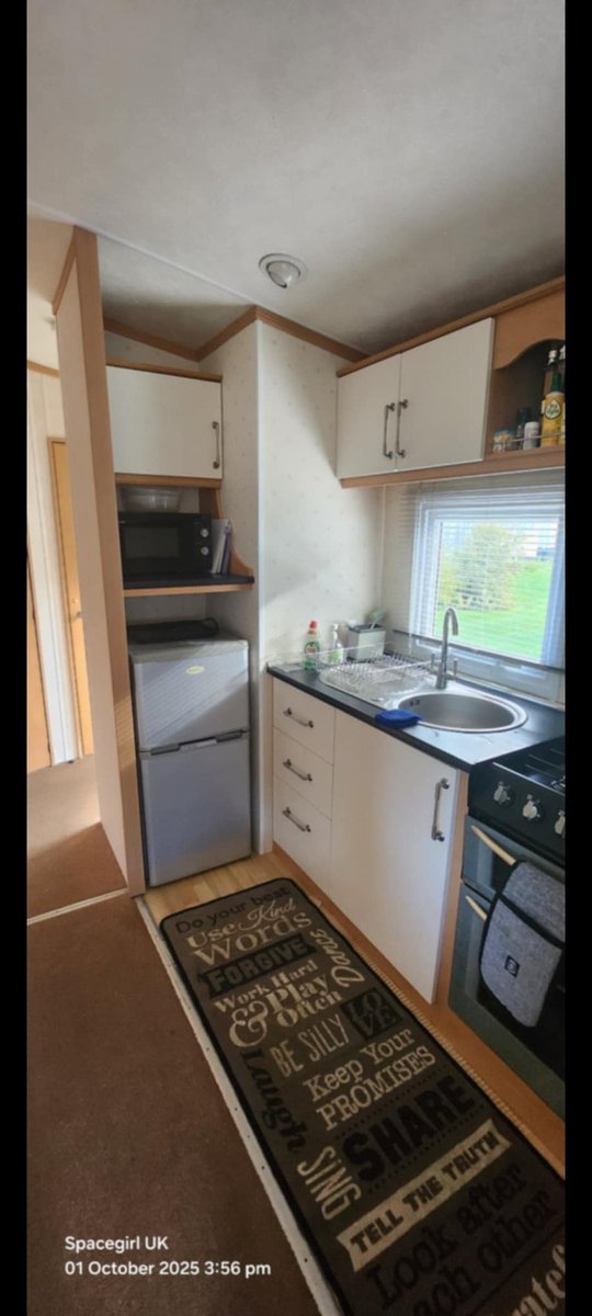 daveb1961's tweet photo. Bryn Morfa, Conwy
MARCH-MAY  £60 a night/£400 a week
JUNE- JULY    £70  a night £450 a week
AUGUST  £80 a night £500 a week
SEPTEMBER-OCTOBER  £60 a night or £400 a week

£100 refundable deposit which is due at the time of booking. Balance to be paid 2 weeks before booking. https://t.co/sEFovB5BAg