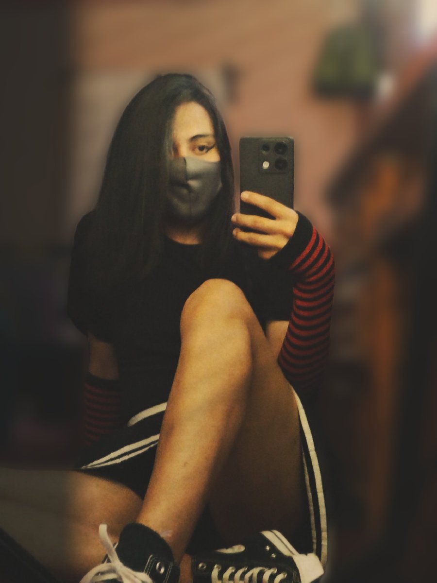 Ya tenía buen rato que no subía fotos así, ya ni siquiera estoy seguro de si aún cuento como #femboy