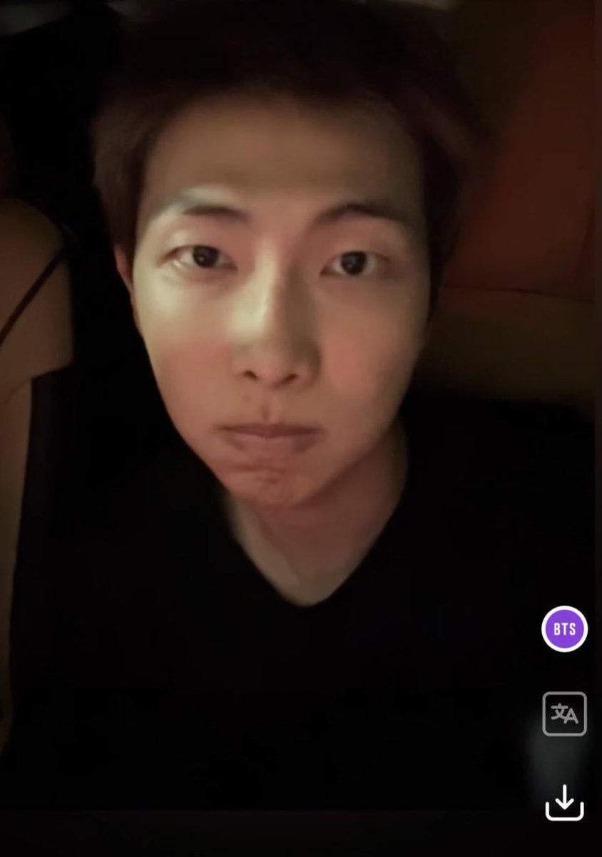 acervobangtan7's tweet photo. aparentemente gays asiáticas também https://t.co/z4Z34JS33k