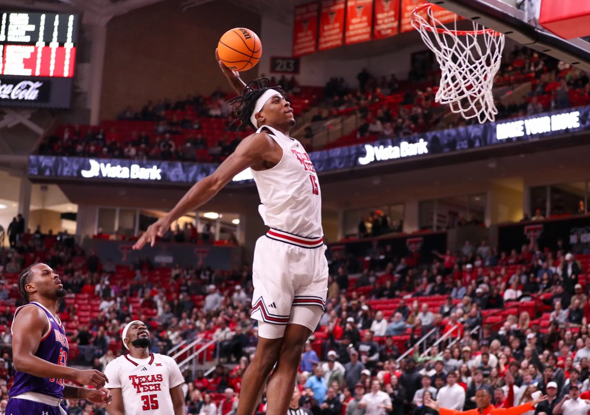 bets_chicken's tweet photo. CBB 11/11:

Dayton/Cincy u148.5
Texas Tech +3.5 vs Illinois 
UNC -18.5 vs Radford
Providence/Penn u173.5
Davidson +105 vs Charlotte

1u on each. Let’s have a day https://t.co/pQQEq4otGs