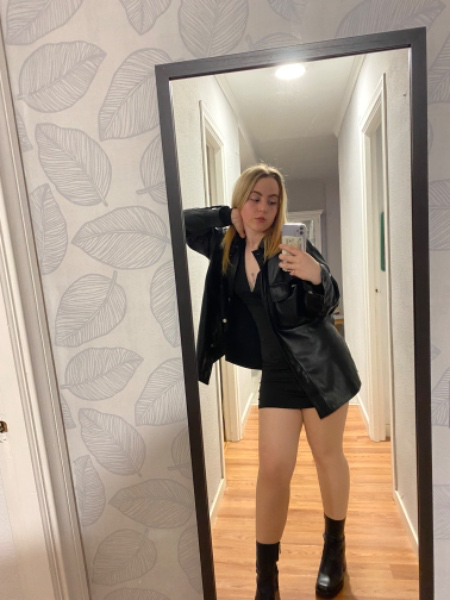 diosathai's tweet photo. Hola inutil, te recuerdo que está disponible mi wishlist para que vacies tu cartera como a mi me gusta; sigue siendo un paypig que te encanta loser😂 https://t.co/EHnihJAAkU https://t.co/AcCo22Hy8V