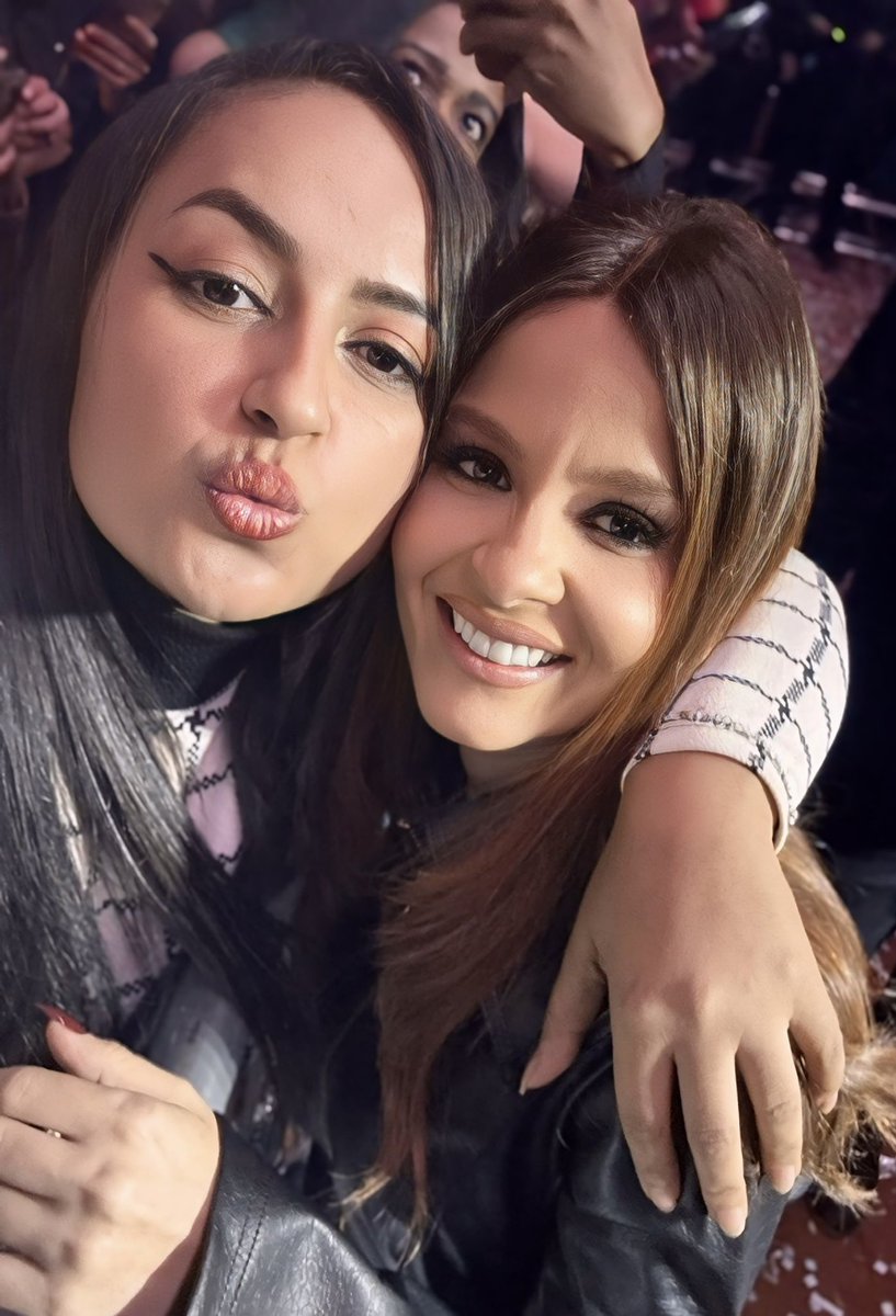 euphoria_mem's tweet photo. Maiara vc é um ser humano incrível! Dona de um coração gigante, que transborda amor, humildade e verdade em cada gesto. É lindo ver o qto vc é verdadeira, sensível e forte ao mesmo tempo. Eu amo você até o fim! 

FECHADOS COM A MAIARA https://t.co/XggzMM2VhT