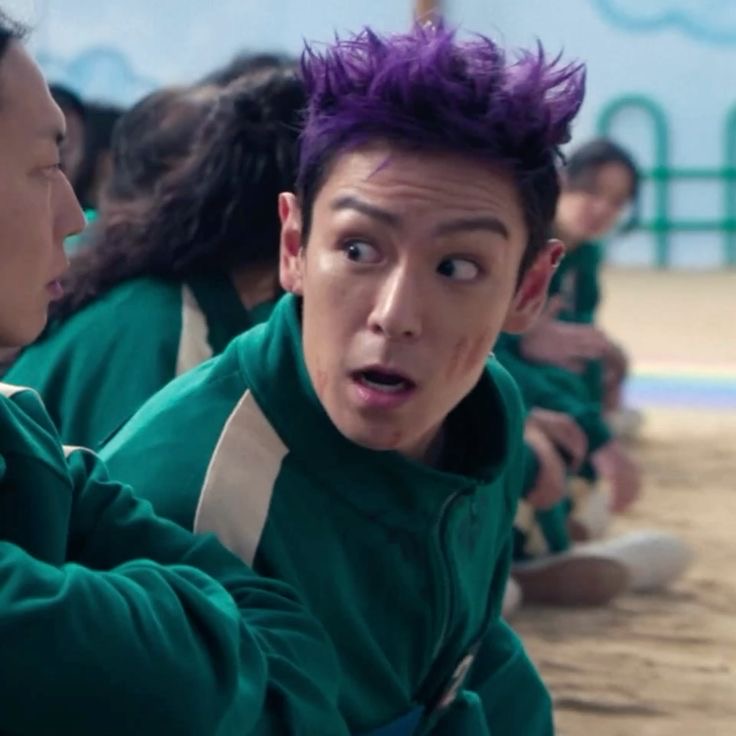 iluvrosetyler's tweet image. boy can you be normal