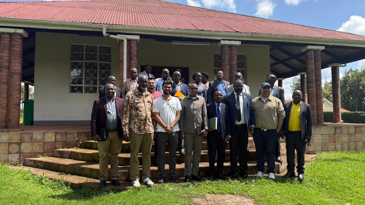 Kabale Local  Economic Development and Investment  Committee (LEDIC) after engaging  investors on partnership,
 Collaboration and Cooperate  social responsibility  as  strategies of delivering services to the people. Kick Corruption out of Uganda represents CSOs on the committee.