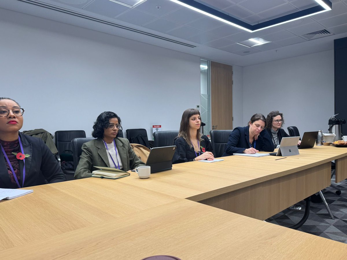 W_faith_forum's tweet image. For #interfaithweek the Women’s Faith Forum brought together young women  who are inspiring and shaping British society. It was an opportunity to celebrate the work we do as women driven by our faith traditions and to celebrate our similarities. Thank you @Miatsf and @SteveReedMP