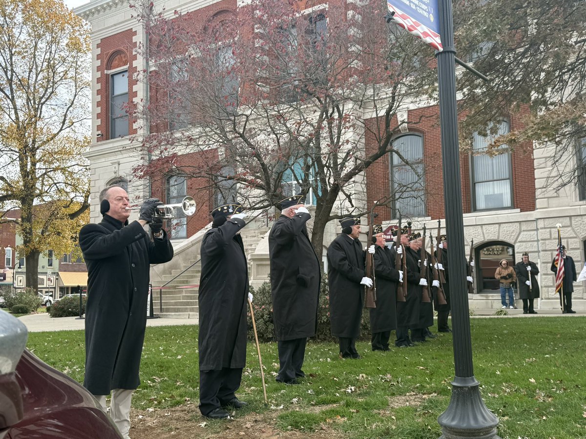 RepMessmer's tweet image. I was honored to join our great veterans in Gibson County today! 🇺🇸

I will always protect the federal benefits they so richly deserve!

Thank you for your service!