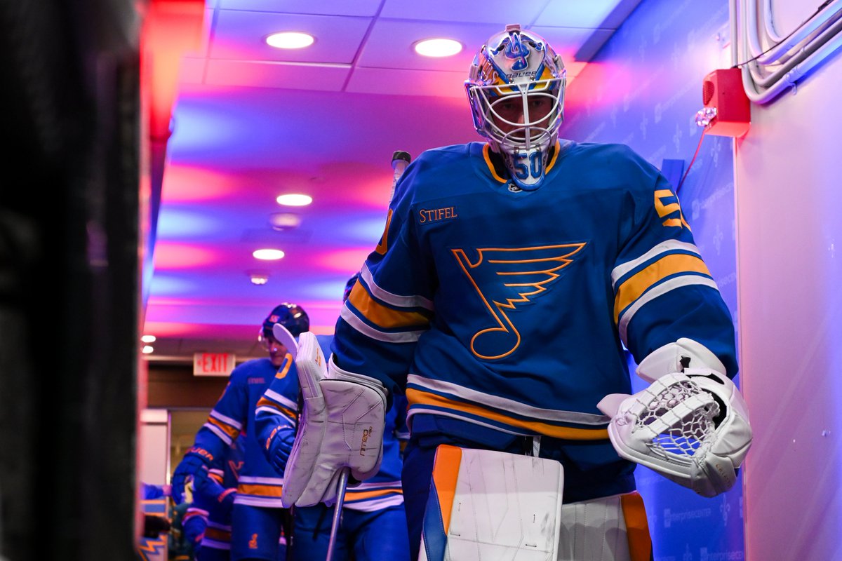 StLouisBlues's tweet photo. It's go time at @Enterprise_Cntr 😤

Blues vs. Flames starts now on @FanDuelSN_MW, @101espn, and the Blues App. #stlblues https://t.co/XfAgpFp07Z