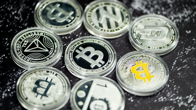 LATEST: ⚡️ 61% of institutional investors plan to increase their crypto allocations through the end of 2025, according to a Sygnum Bank report, while 91% of high-net-worth individuals see crypto as important for wealth preservation.
