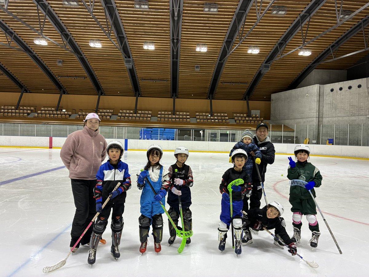 vfsc2017's tweet image. ヴァンフォーレ
#アイススケート&amp;amp; #アイスホッケー
子ども達にスポーツの選択肢を🧊🏑

前回、楽しかったと2回目の参加をしてくれたお友達の上達のスピードが....😳💦

コツコツが大切🐢

次回は11/25(火)1930-2030で開催📝

申込み↓
x.gd/AOCCX

#vfsc #vfk