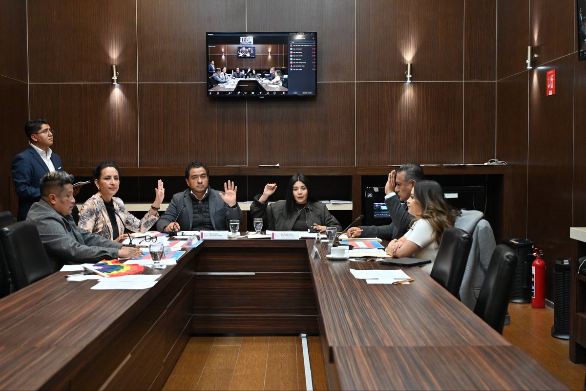 🏛️ Con responsabilidad y conocimiento, seguimos impulsando un trabajo legislativo serio y con verdadero compromiso.💙