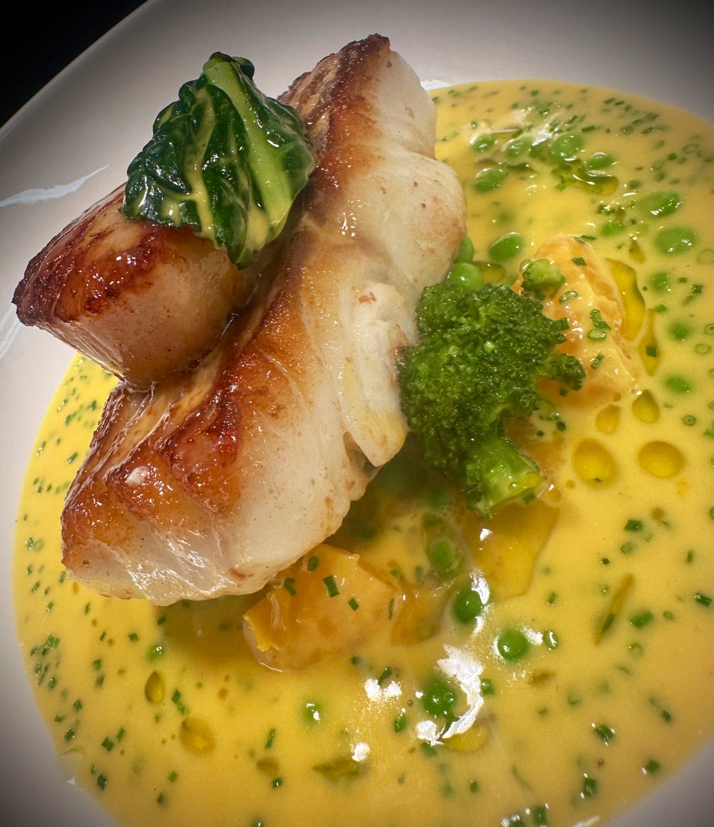 Fresh cod, scallop, pumpkin &amp; lobster bisque, clementine &amp; fennel #proper